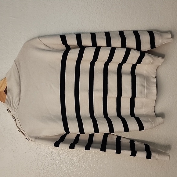 KIRUNDO Striped Knit Turtle Neck Sweater with Metal Shoulder Buttons - Picture 4 of 16